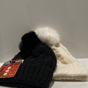 NWT (2) Set Thermal Threads Black & White Beanies with Pompom.